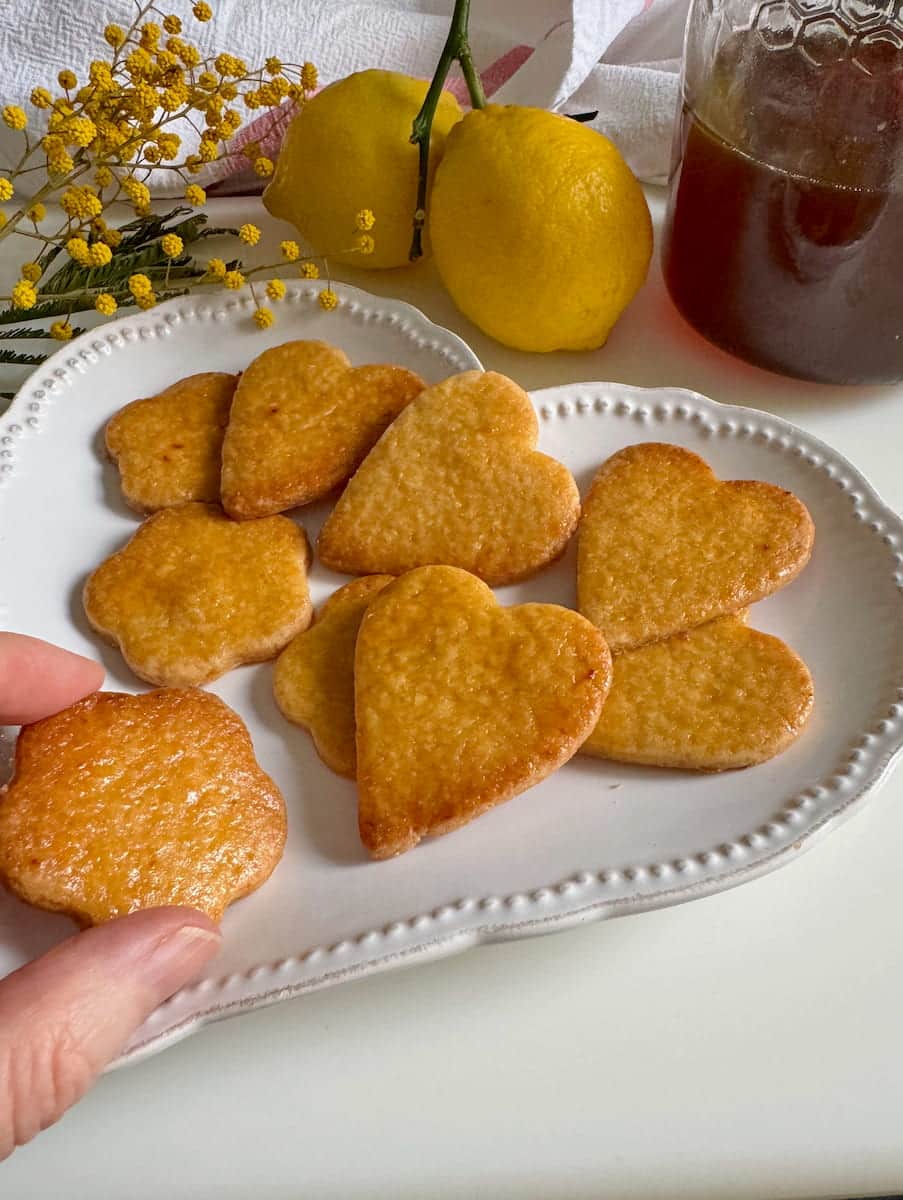 honey lemon biscuits cookies yolk recipes glazed shiny honey biscuits with lemon